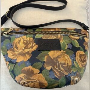 Patricia Nash floral crossbody sling bag